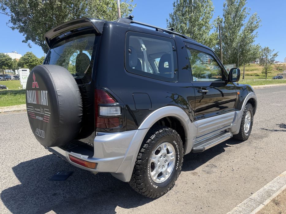 Mitsubishi Pajero 3.2 DID - Apenas 137.000kms