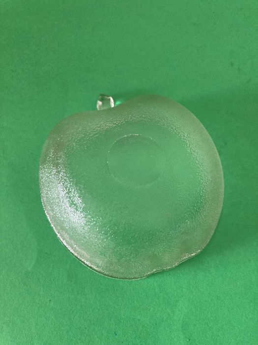 Taça maçã em vidro trabalhado antiga