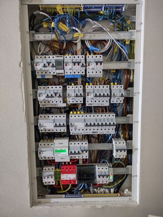 Instalacje elektryczne,elektryk ,awarie