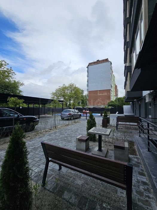 1-кім квартира ремонтом меблі та техніка, Біля Арсену !