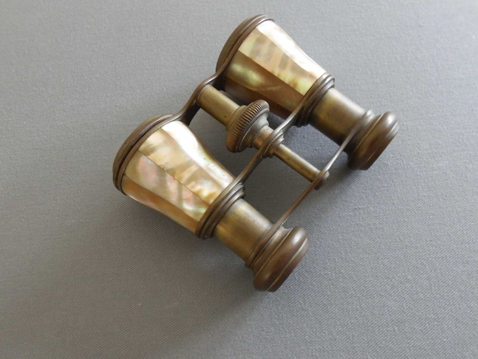 Antigos Binóculos de Teatro com Madrepérola