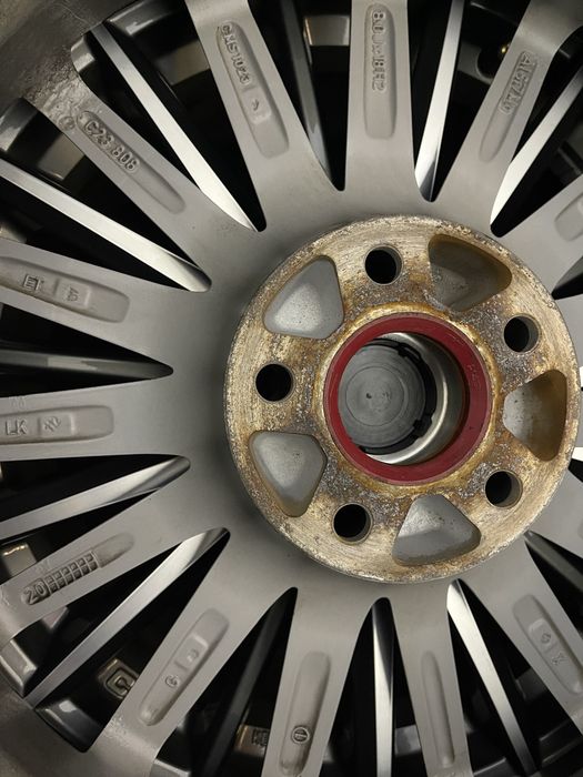 Диски R18 5x112 Et40 8J. Audi A6 A4 Q5 Q3 E-tron VW Passat Tiguan Arte