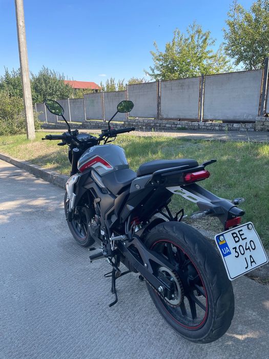 Мотоцикл Lifan SR220