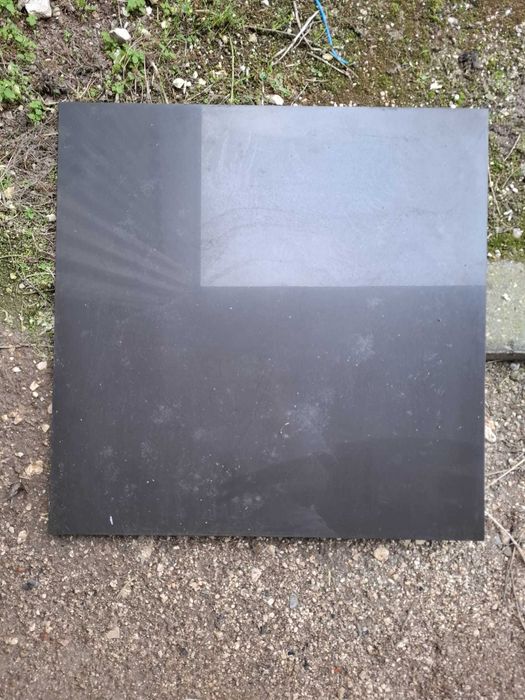 Azulejos Quadrado Castanho/Cinzento 50x50 cm – 5 m² Disponíveis