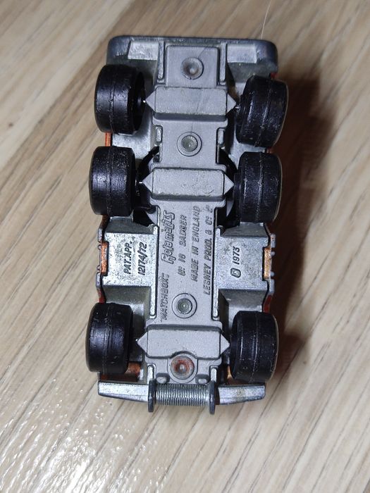 Игрушка машинка Matchbox badger