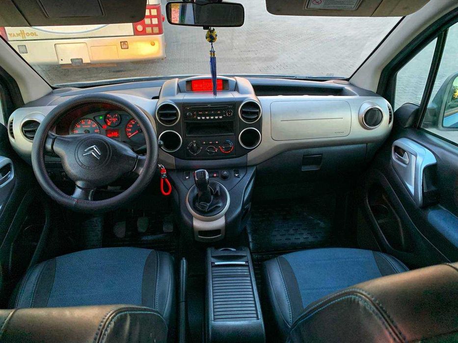 Citroen Berlingo 2010Рік. 1.6диз. Рідна фарба.