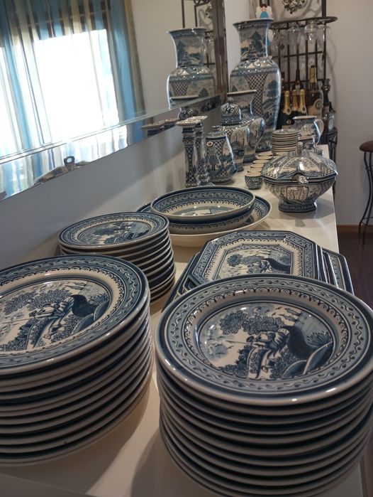 Serviço loiça pintado á mão