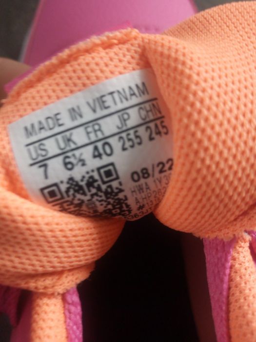 Buty damskie Sportowe Adidas rozmiar 40 END PLASTIC WASTt różowe