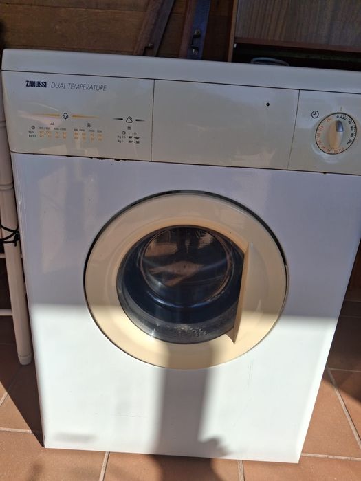 Maquina de secar roupa