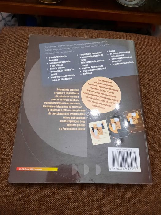 Livro "Microeconomia" (Samuelson Nordhaus)