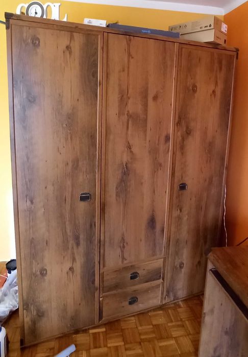 Biurko młodzieżowe