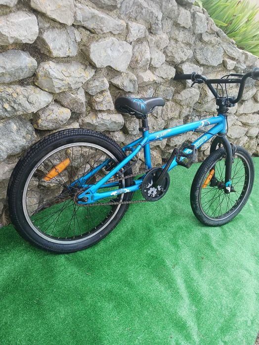 Bicicleta BMX btwin - em 2°mão usada mas em bom estado