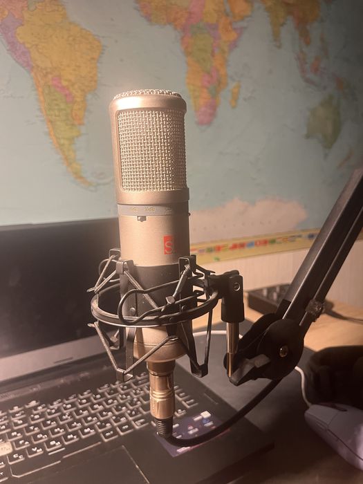 Студійний конденсаторний мікрофон SE2200-А