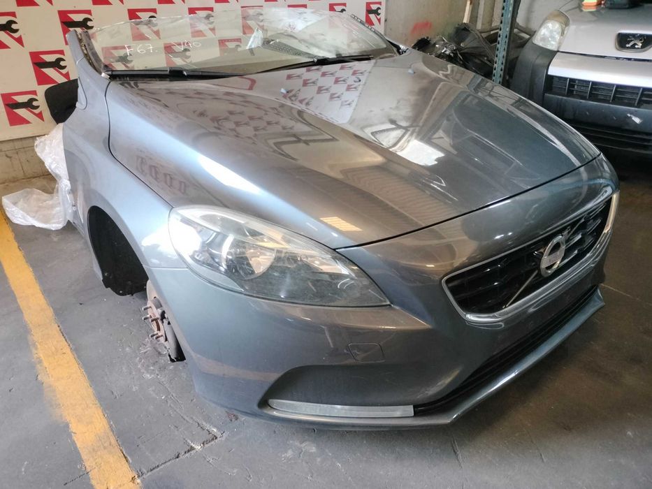 Frente Completa Volvo V40 1.6 HDi 2014 #F67