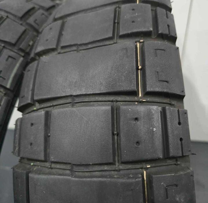 Pneus CST 110/70-17 e 130/70-17