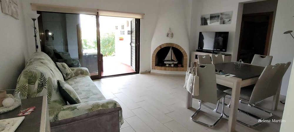 CASA TERESA: T2, 2 Pisc.+A pé p/ 2 Praias e Marina -S.Rafael-ALBUFEIRA