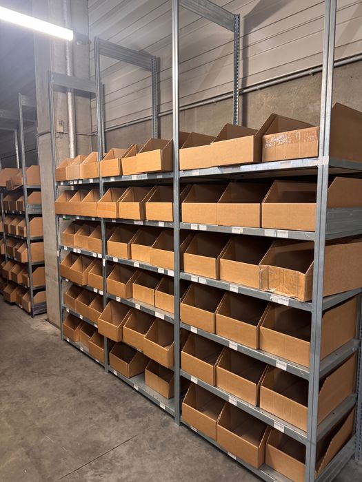 Regał magazynowy metalowy sklepowy jednostronny BITO warsztatowy