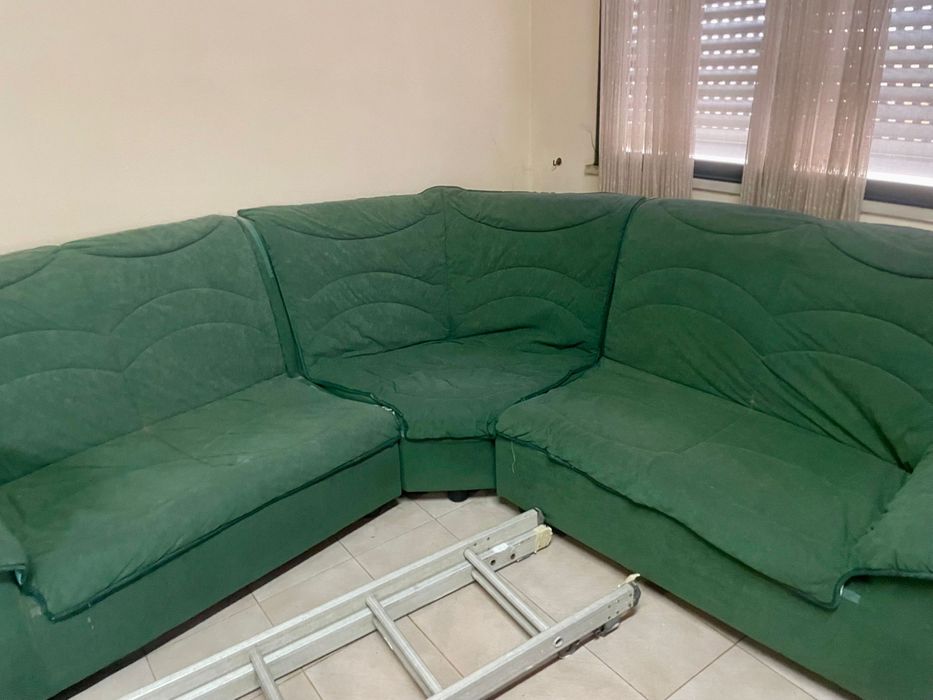 Sofa de canto verde