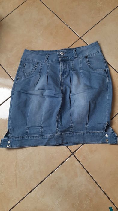 Spódniczka jeansowa