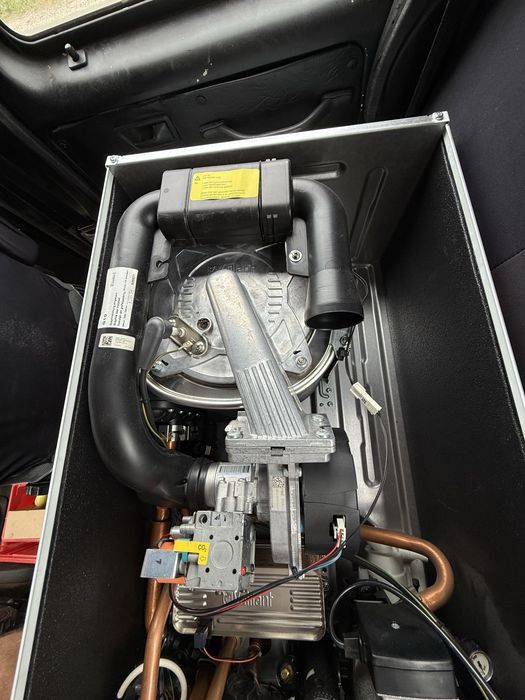 Vaillant VHR NL CW 4/5-3 R2 – kocioł gazowy 28 kW – CWU + CO