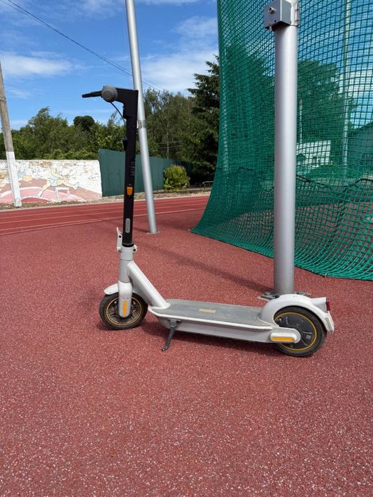 Електросамокат Ninebot Max G30LE | Топовий стан, готовий до сезону