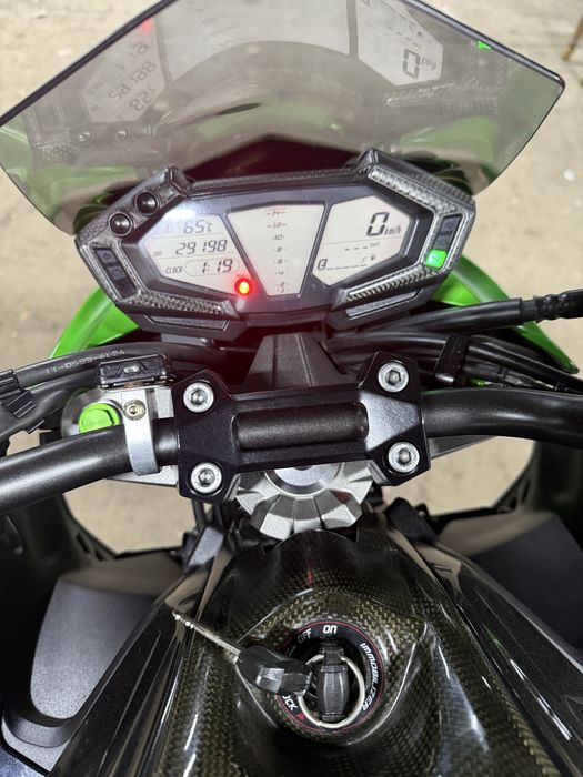 Японський мотоцикл Suzuki Z 800 пригнаний з Японії