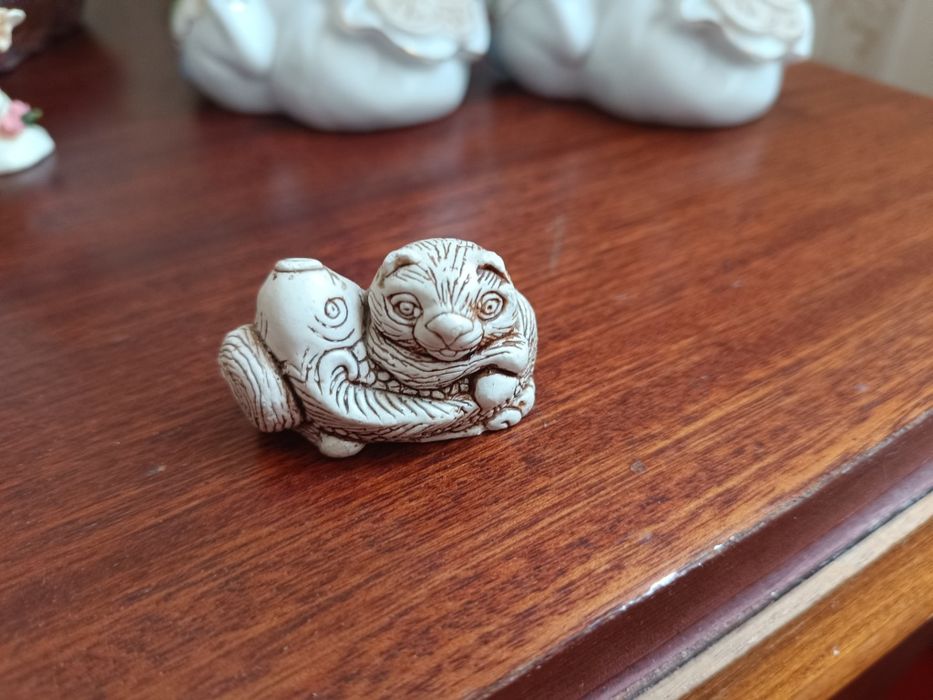 Нецки "Кіт з рибою"