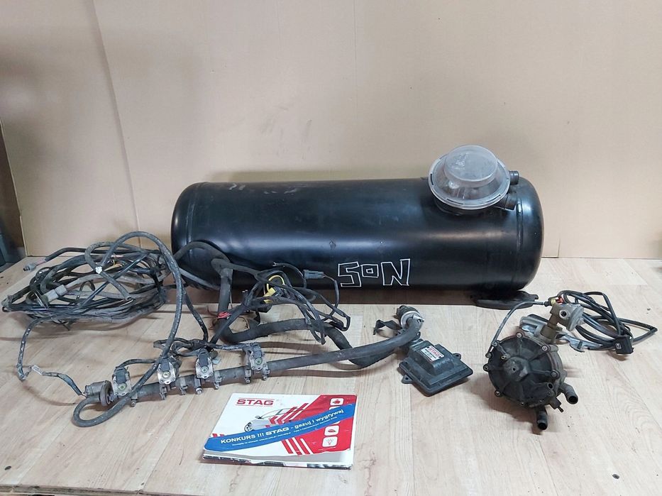 instalacja gazowa STAG 200 goFast Butla 45l Toyota Rav4