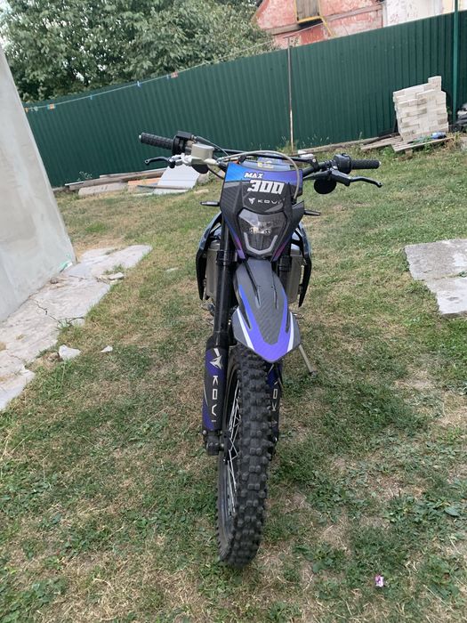 Продам мотоцикл Kovi Max 300