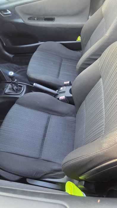 Peugeot 207 CC 1.6 HDI Cabrio