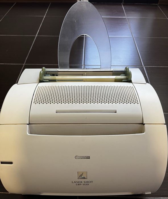 Продаю лазерний принтер Canon  LBP-1120