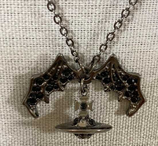 Vivienne Westwood Bat Orb Necklace Gunmetal Warszawa