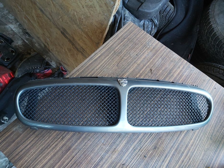 Atrapa Grill Jaguar X-Type
