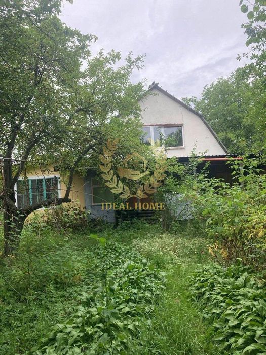 Продаж 2х поверхового будинку під Киэвом в селі Мотижин