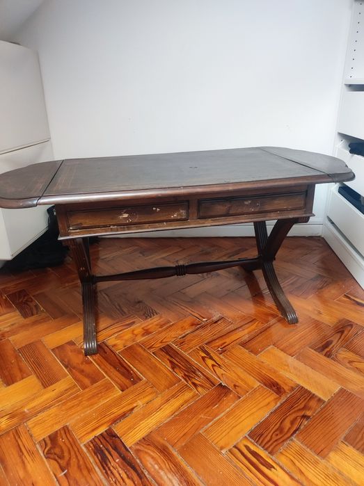 Mesa de centro antiga