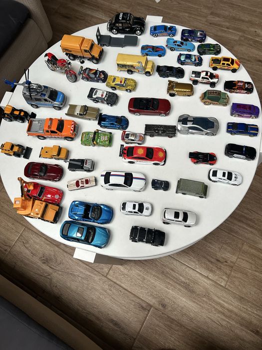 Sprzedam samochodziki