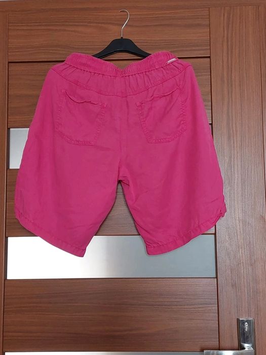 Sprzedam spodenki damskie firmy Rosner!