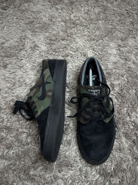Ténis Nike SB Janoski Black Camo
