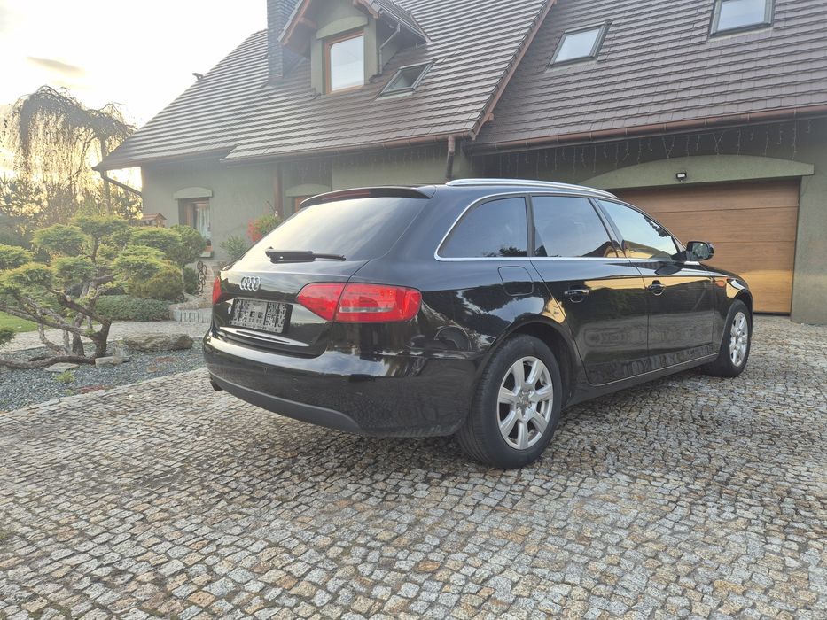 Audi A4  Avant 160 koni