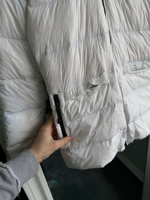 Оригінал! Nike вінтажний пуховик білий M ідеал Натуральне перо, весна