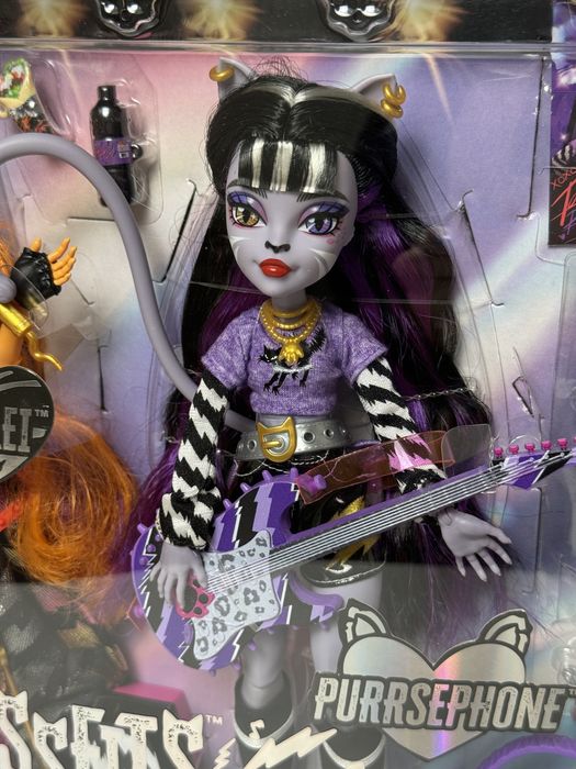 Қыздардың соратын фотосуреттері