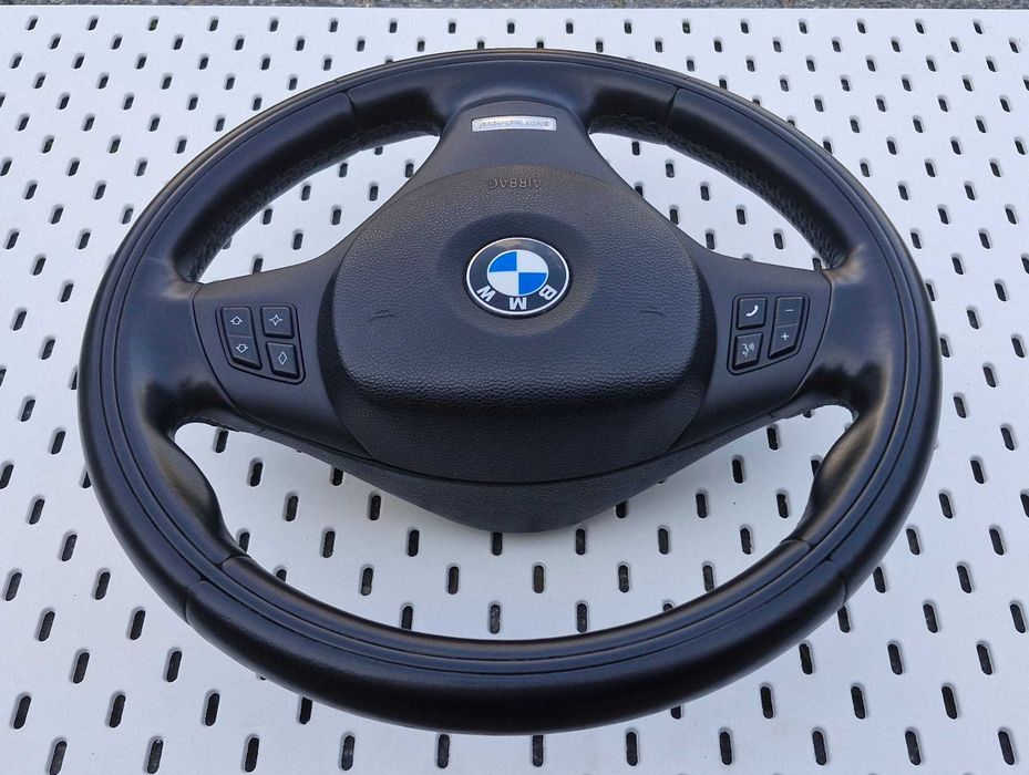 Kierownica indyvidual BMW E90 E91 E92 E93 E81 E82 E87 E88