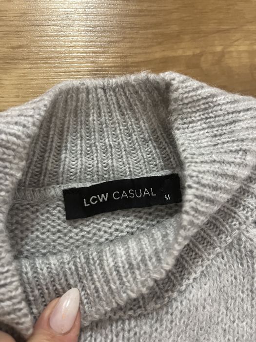 Светр жіночій lc waikiki