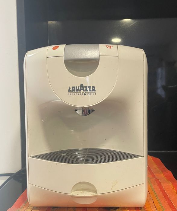 Máquina de Café Lavazza (Cápsulas)