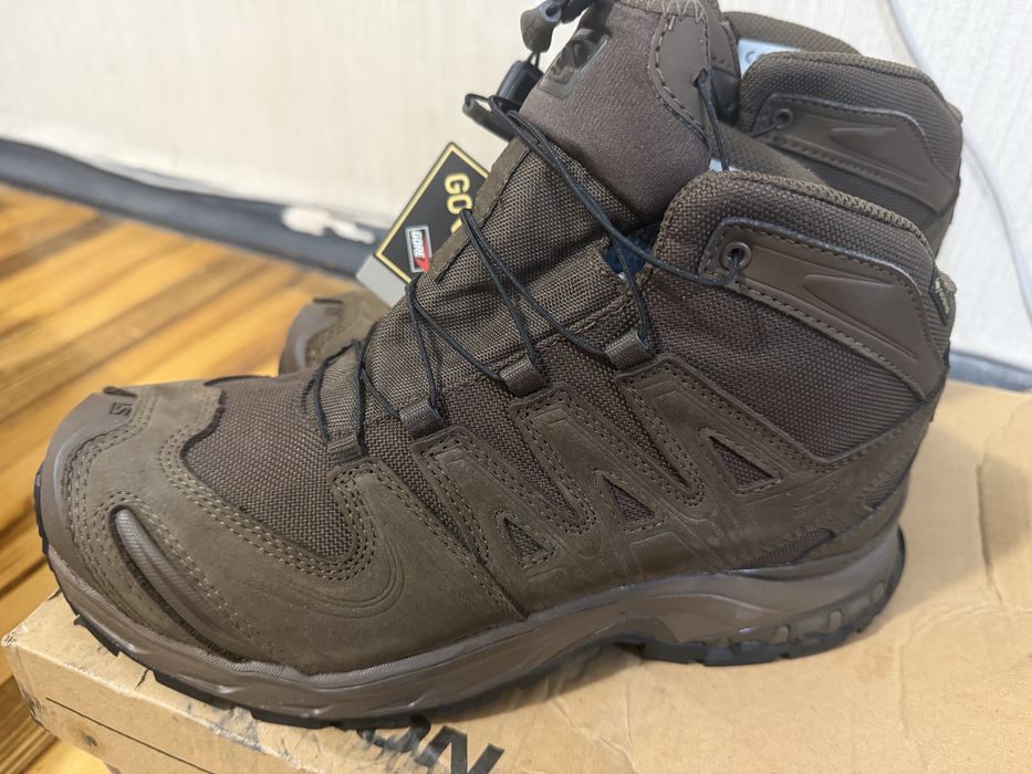 Salomon gore-tex