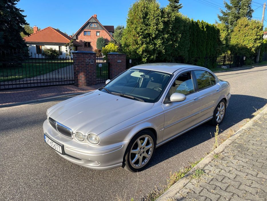 Jaguar X-Type