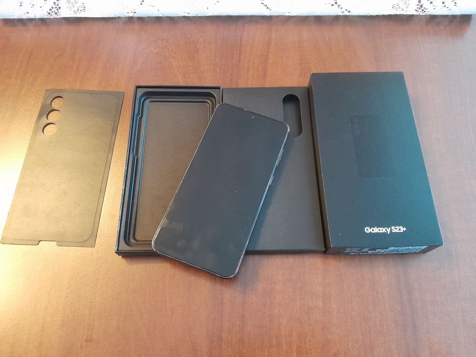 Samsung Galaxy s23 plus 8x512g