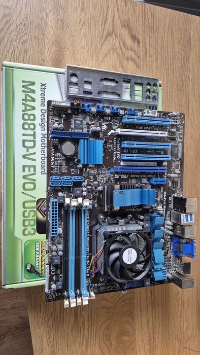 Płyta główna ASUS M4A88TD-V EVO/USB3 + procesor AMD Phenom II X2 550BE