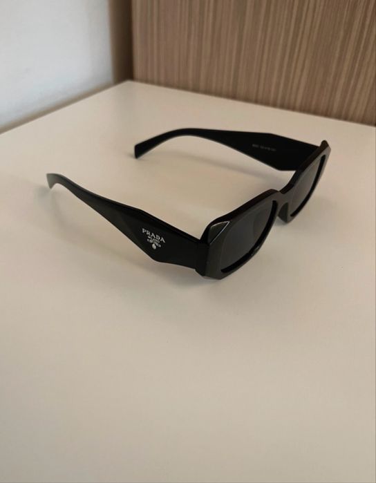 Prada okulary przecisloneczne