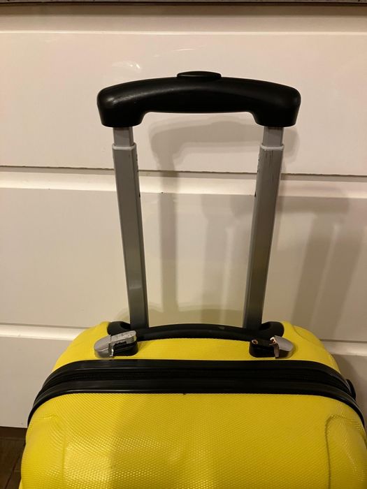 Walizka jak na zdjeciu